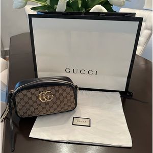 Authentic Gucci small GG Marmont bag.